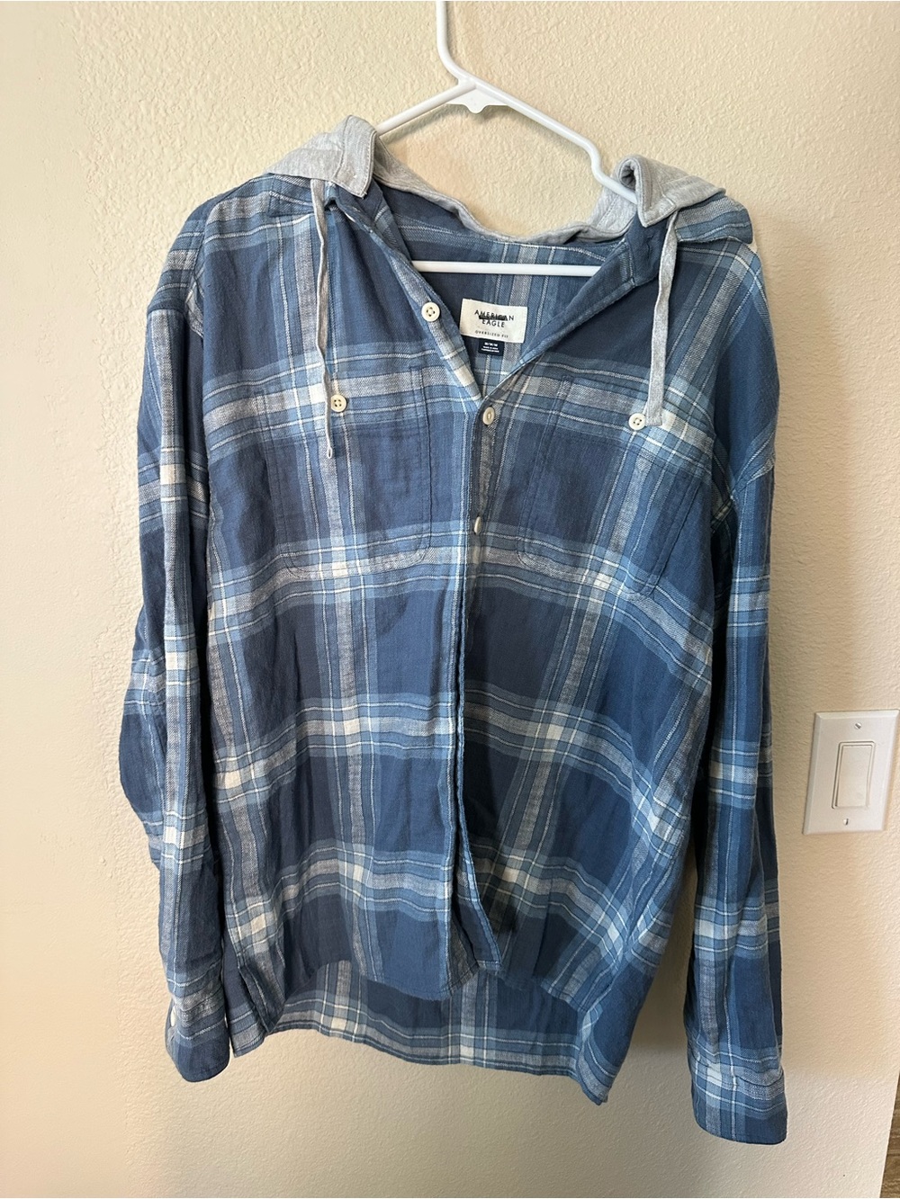 American Eagle women's Blue Plaid Hooded Button-Up Shirt size M/ NWOT 1222